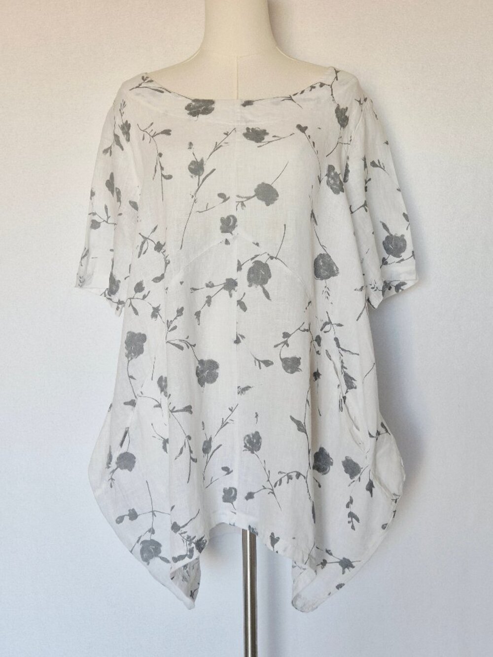 Luca Vanucci Made in Italy Linen Floral Lagenlook Blouse Short Sleeve Pocket O/S